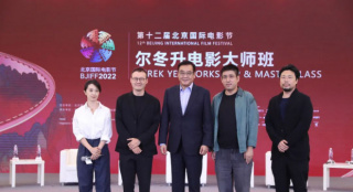 尔冬升大师班与青年导演对谈：困难是你的发动机