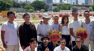 张家辉《爆裂点》正式开机 陈伟霆圆寸造型抢眼