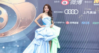 容祖儿首次登上微博电影之夜红毯 用粤语送祝福